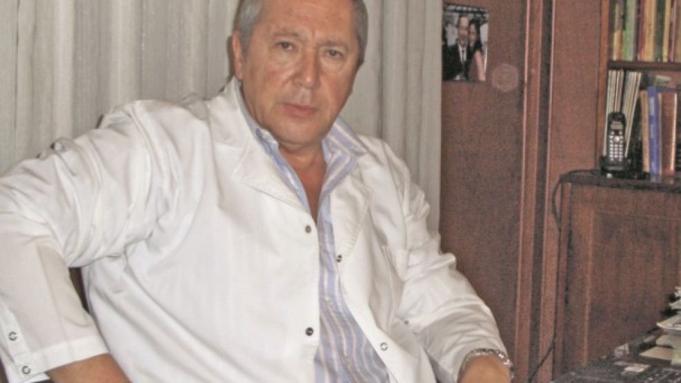 Dr. Miguel Ángel Gramajo Booth