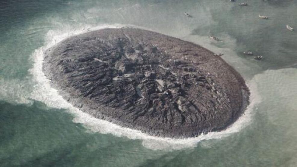 isla volcanica pakistan