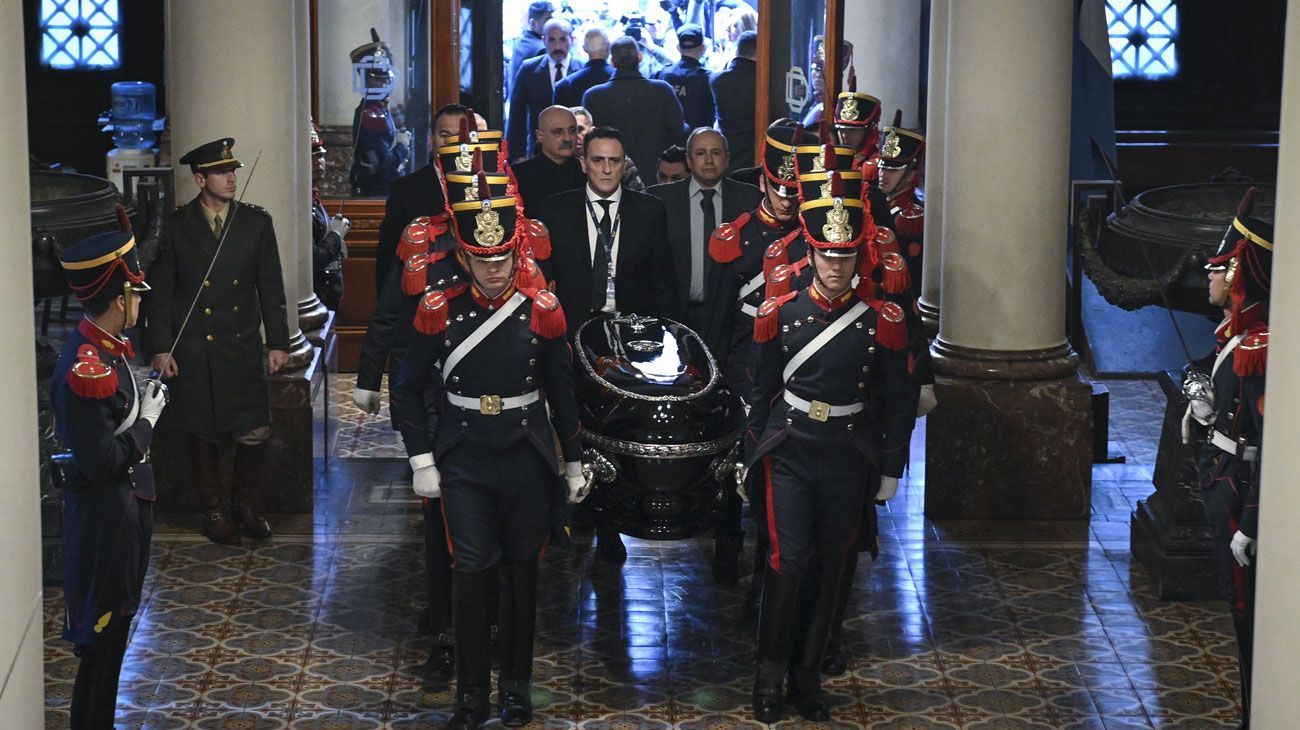 Macri y Juliana en el velorio de Fernando De La Rúa