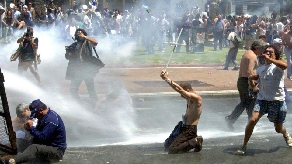 Represión diciembre 2001 g