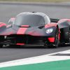 El Aston Martin Valkyrie tuvo su debut dinámico público en la previa del GP de Gran Bretaña de F1.