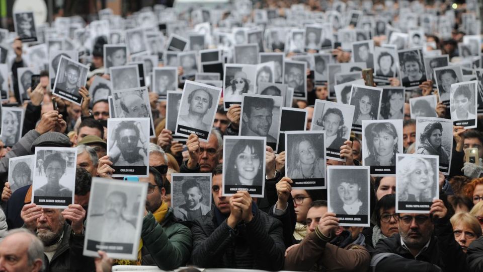 Homenaje por el 25° aniversario del atentado a la AMIA