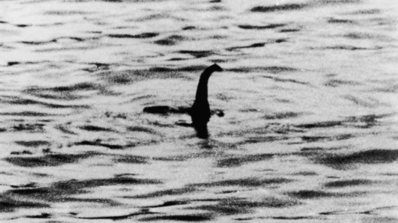 Imagen que muestra presuntamente al monstruo del Lago Ness y que fue tomada hace 85 años.