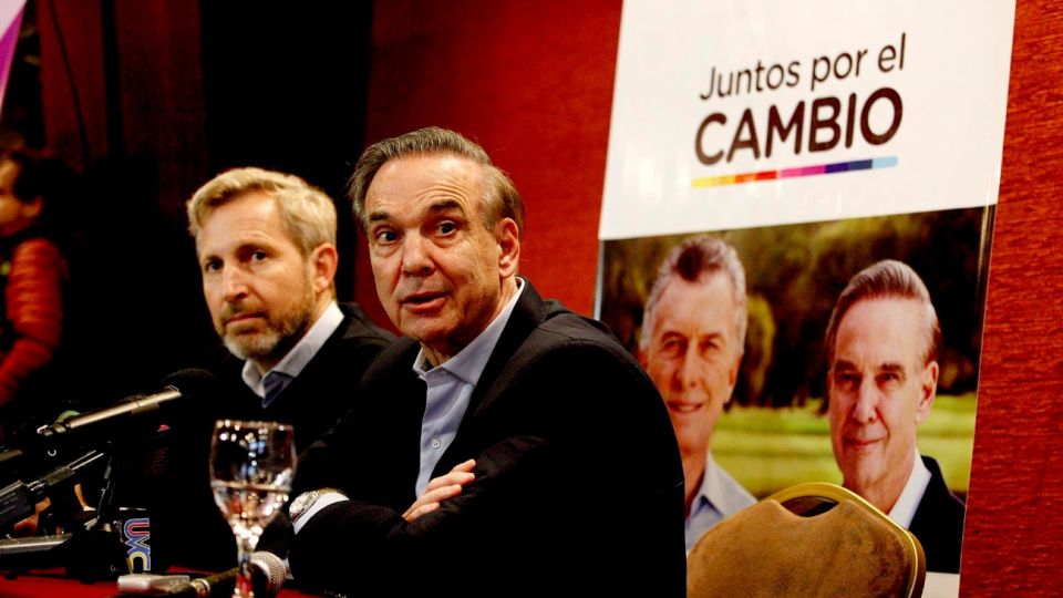 Miguel Ángel Pichetto junto a Rogelio Frigerio en Río Gallegos.