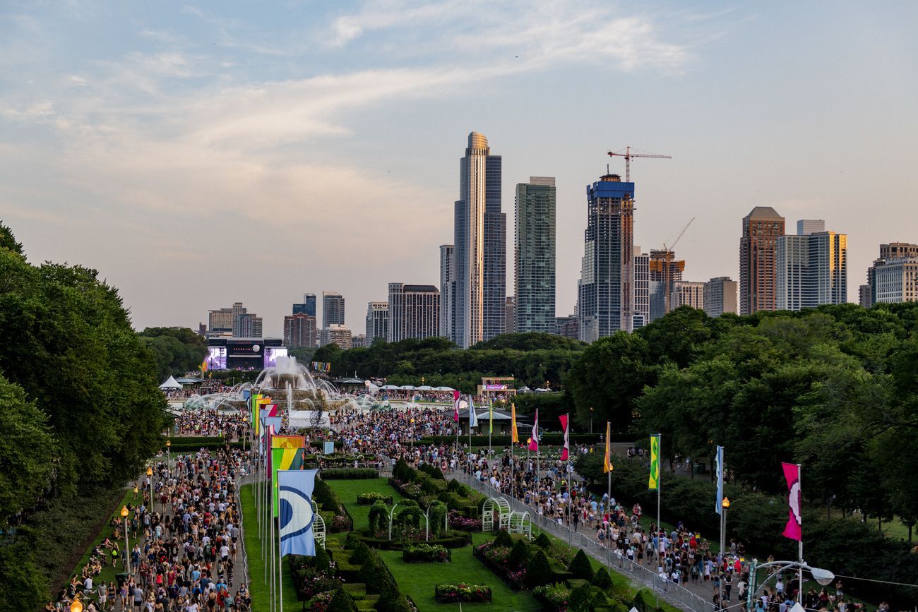 Su edición en Argentina desembarcó en 2014 y llegó para quedarse. Siendo el festival más grande del país, recibió en su última edición a 300.000 personas durante tres días con entradas totalmente agotadas.