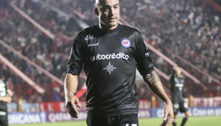 santiago silva argentinos juniors @MeGustaMasAAAJ 22082019