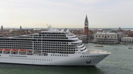 Venecia pide ayuda en su lucha contra los "megacruceros"