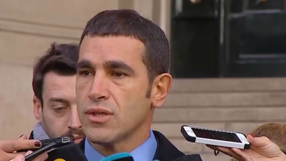Diego Pirota en antes de ingresar al Palacio de Tribunales.