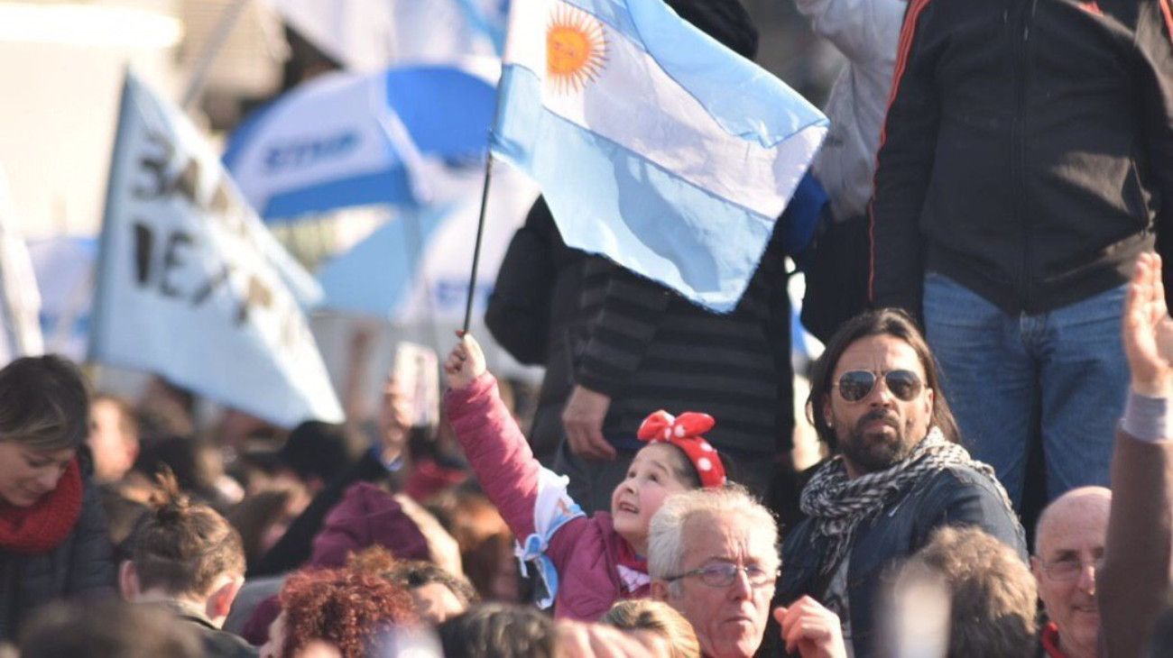 El Frente de Todos cerró su campaña en Rosario.