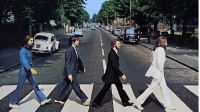 A 50 años de Abbey Road: los mitos que rodean a la legendaria foto de Los Beatles