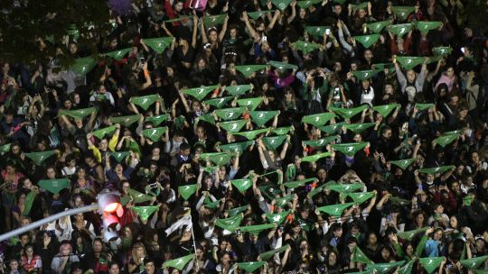 “Qué sea Ley”: las candidatas opositoras unidas por el pañuelo verde