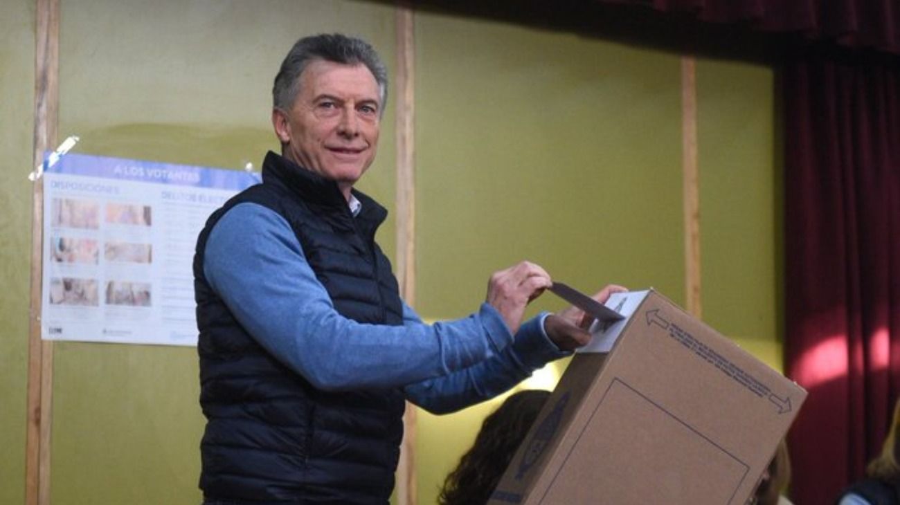 El presidente Mauricio Macri votó este 11 de agosto en una escuela de Palermo. 