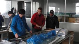 Los costos de producción en China son menores que en otras naciones, por la gran cantidad de masa trabajadora. La calidad pasa por todos los estamentos.