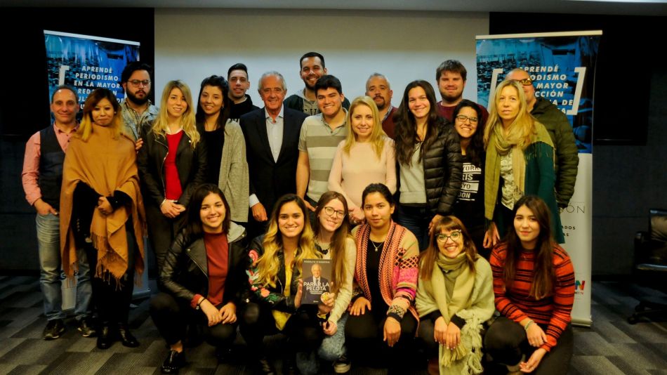 Rodolfo D'Onofrio en la Escuela de Comunicación de Perfil.