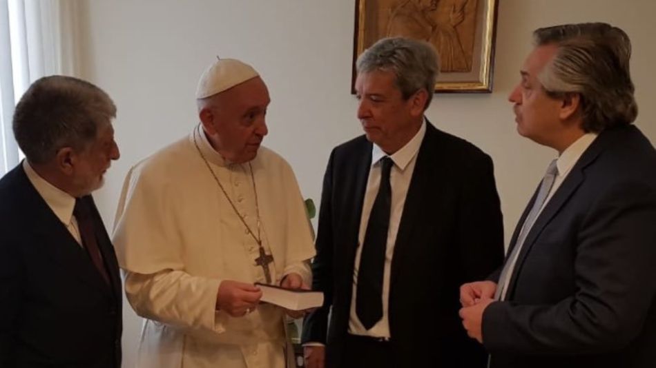 alberto fernandez papa francisco g_20190817