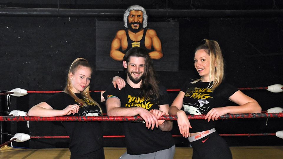 Inclusivo. Mujeres y un luchador gay en el nuevo Titanes en el ring.