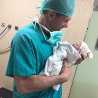 El Cholo Simeone recibió una amorosa sorpresa mientras dirigía a "Aleti"