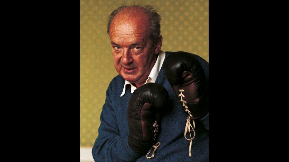 Vladimir Nabokov (San Petersburgo, 1899 - Montreux, 1977), escritor de origen ruso, nacionalizado estadounidense.