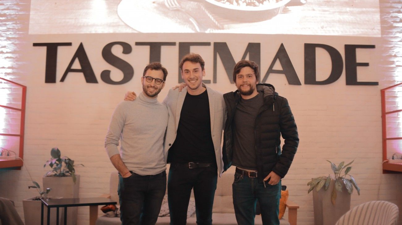 Matias Casoy, Country Manager de Rappi; Tomás Iakub y Kenneth Sly, cofundadores de Simpleat y Kevin Chochlac, Latam Director de Tastemade Español, se unieron para proponer un viaje culinario con el objetivo voraz de hacerle ganar tiempo a la gente.