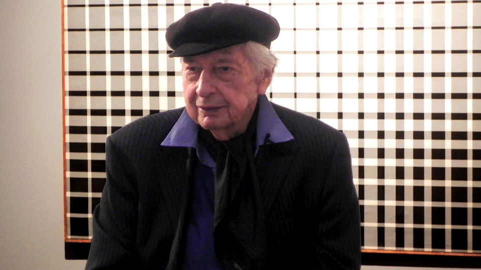 Julio Le Parc durante la presentación de la muestra Transición Buenos Aires - París en el Museo Nacional de Bellas Artes.