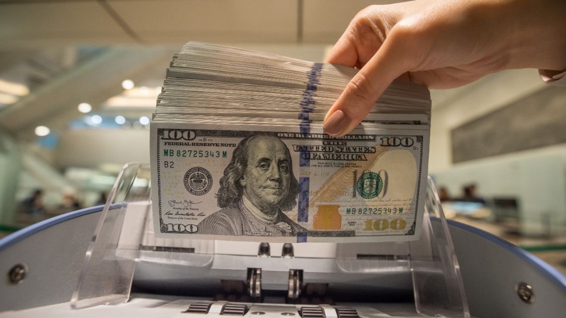 Límite de USD 200, compras en el exterior y blue como Límite de USD 200, compras en el exterior y blue como