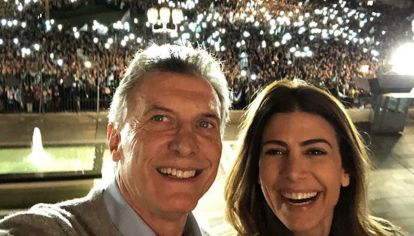 Macri y Awada, desde el balcón de la Casa Rosada.