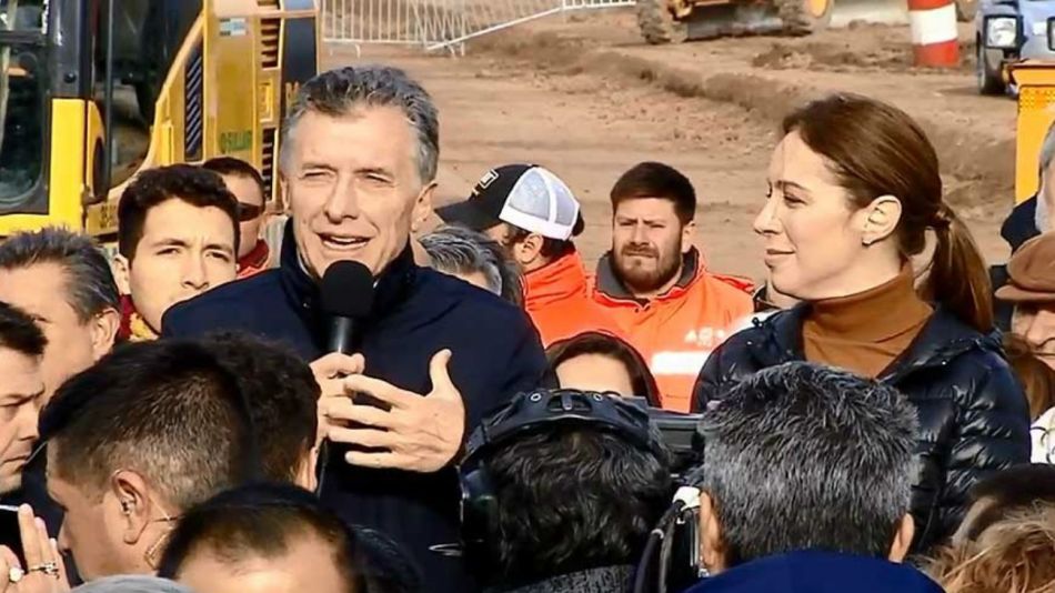 Acto de campaña donde se lanzaron las obras en julio, hoy paralizadas