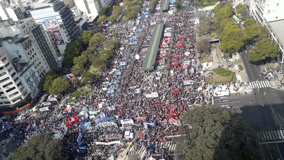 En Argentina expresan la ira que padece una sociedad muy golpeada.