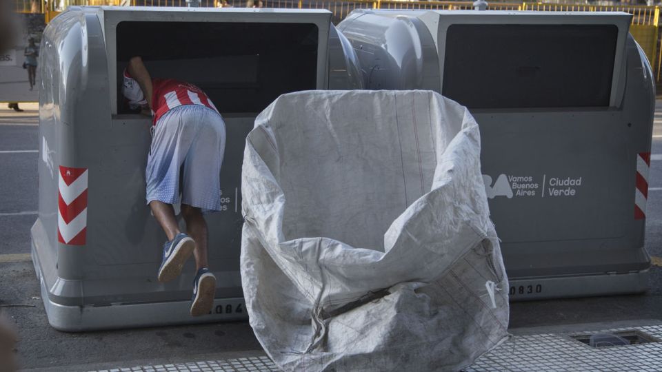 Un programa económico fracasado, de miseria planificada para millones de argentinos y sus hijos, debe tener responsables políticos y eventualmente penales.