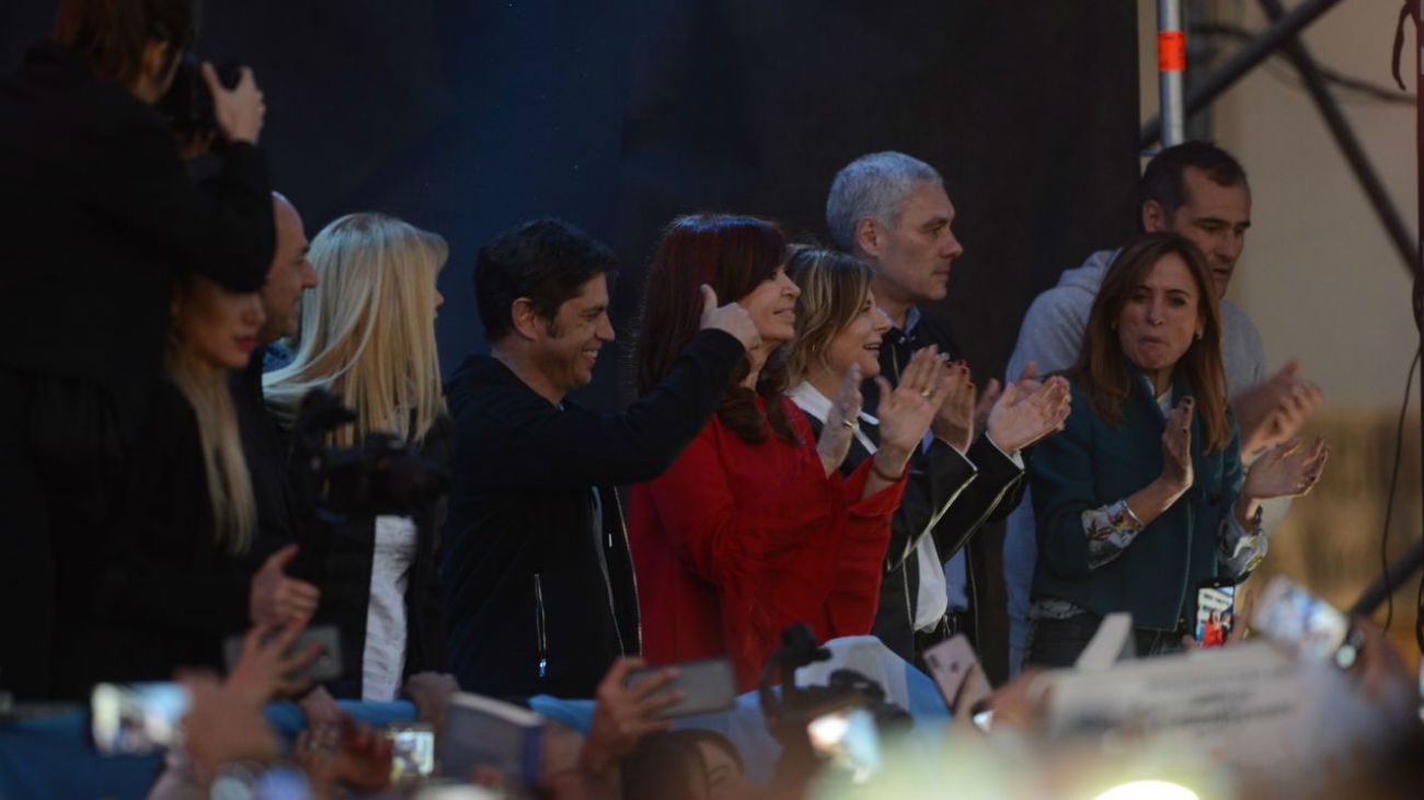 Después del acto, Cristina cedió la palabra al candidato a gobernador, Axel Kicillof.