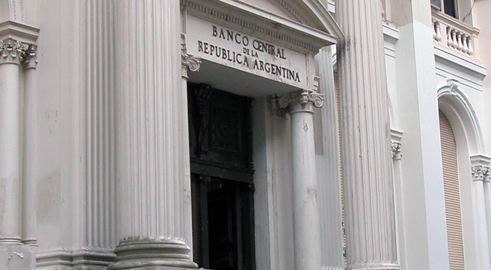 Frente edilicio del Banco Central de la República Argentina.