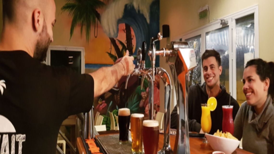 Kuwait Bar experiencia y calidad Caras