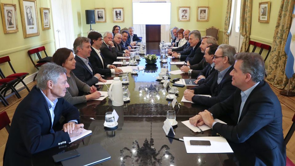 El Presidente Mauricio Macri encabeza una nueva reunión de gabinete en Casa Rosada.