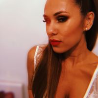 Barby Silenzi incendió las redes en toples y mostrando la cola