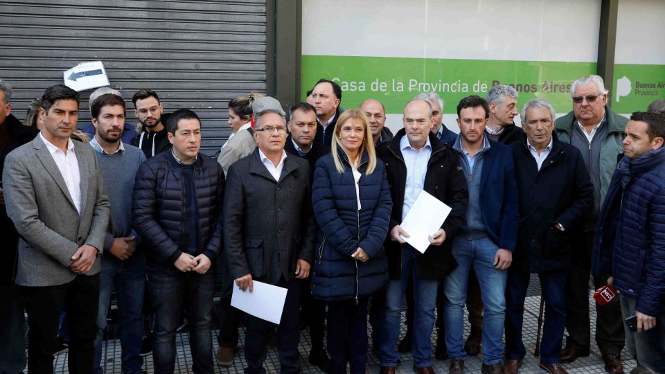 Intendentes entregaron carta a Vidal