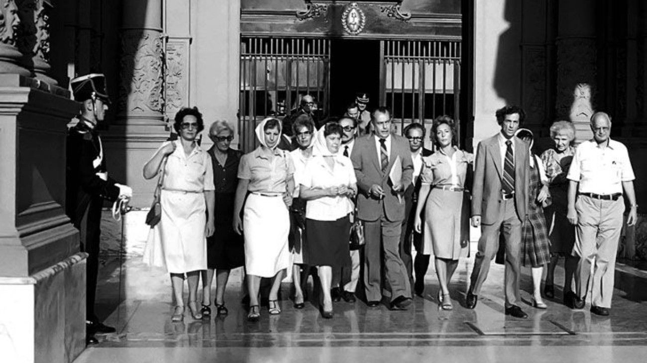 Asociación Abuelas de Plaza de Mayo.