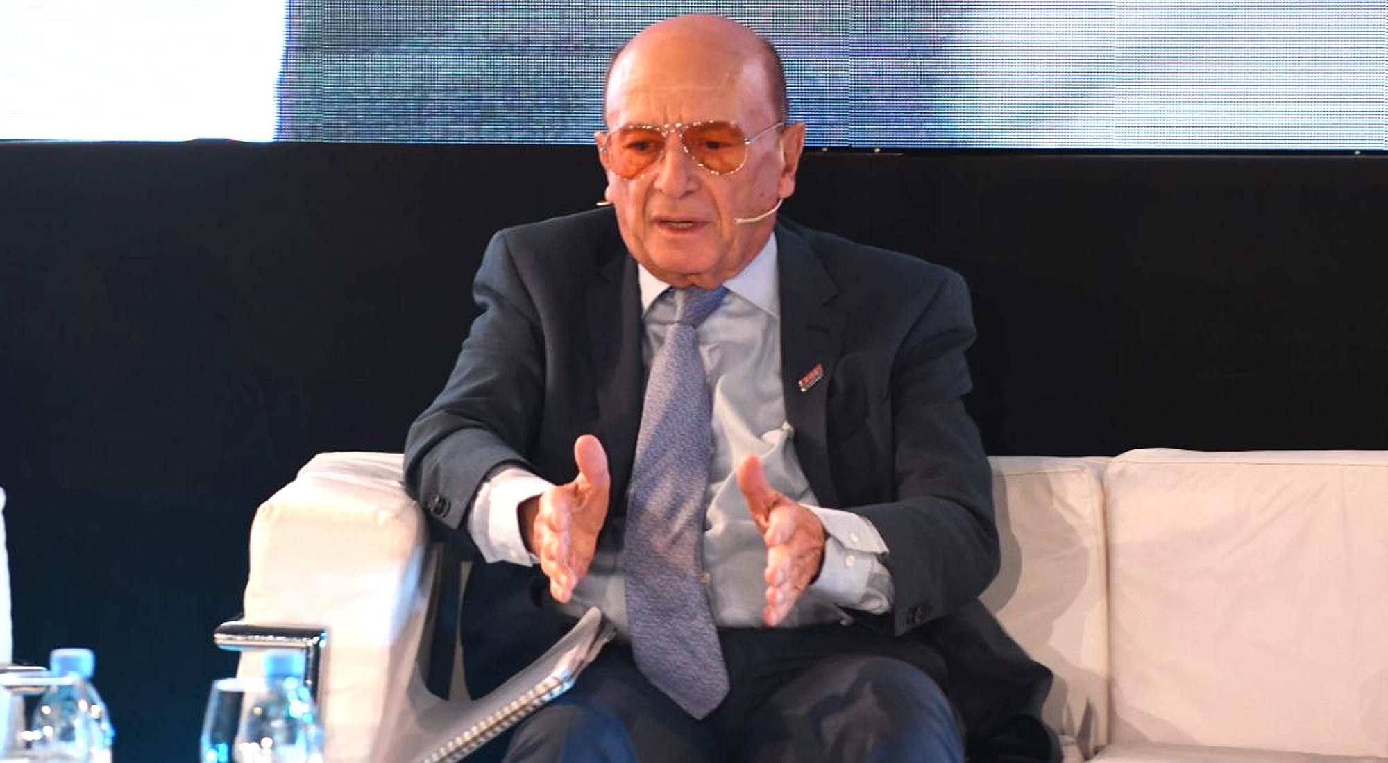 El presidente Mauricio Macri Cerró la jornada de AEA.