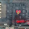 Scuderia Ferrari festejó su 90° aniversario en la Piazza Duomo de Milán.