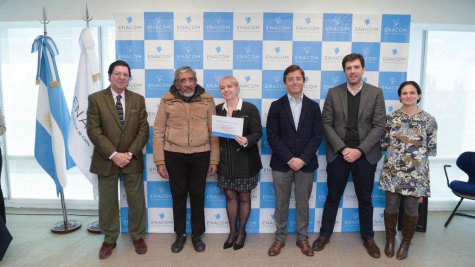 Gudici, titular del Enacom, entregó licencias de FM