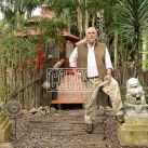 Lino Patalano muestra su quinta de ocho hectáreas en Moreno