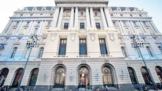 Imponente. Miembros de Unicef, la UBA y Perfil Educación se unen para pensar una educación mejor.