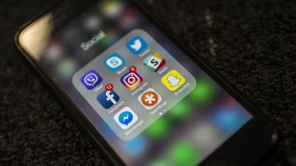 Facebook Boosts New Dating App With Instagram Integration