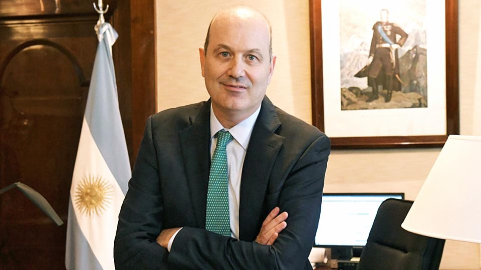 Activo. El ex funcionario aseguró que hubo decisiones políticas que lo condicionaron.