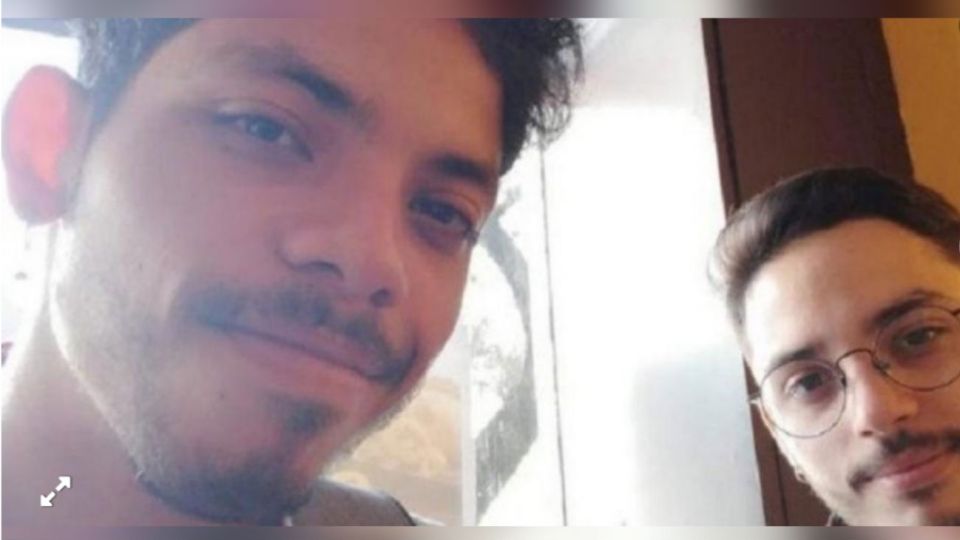Reyvis Henrríquez Tovar con su pareja, Luis. Sufrieron un violento ataque en Palermo.