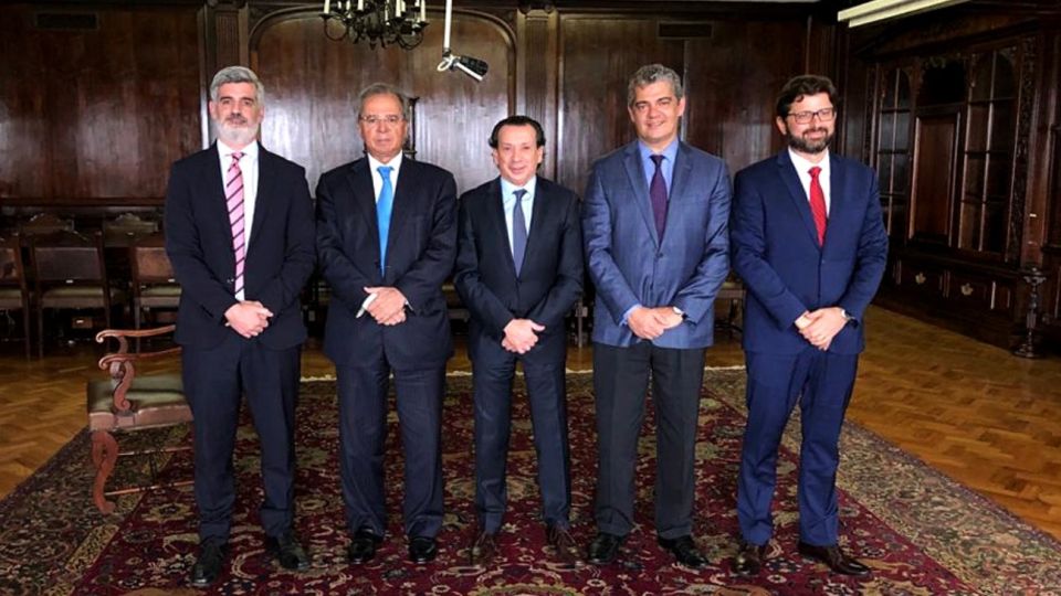 El ministro Sica selló el acuerdo con su par brasileño.