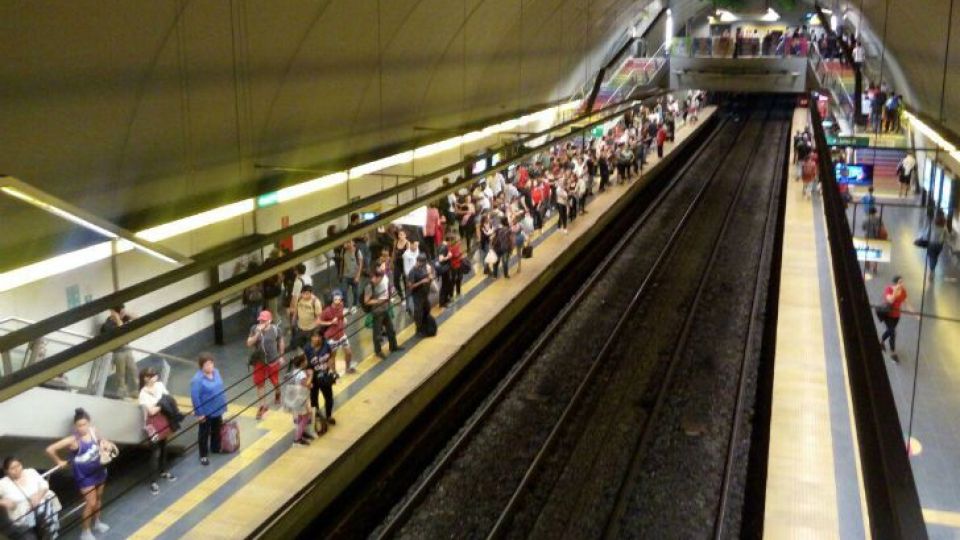 El paro del subte finaliza a las 17 horas.