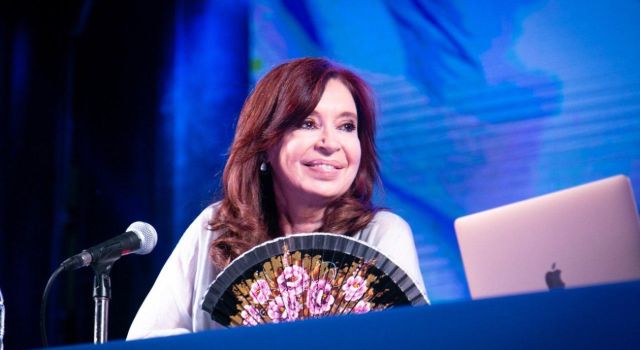 Cristina Kirchner presentó su libro 'Sinceramente' en Posadas.
