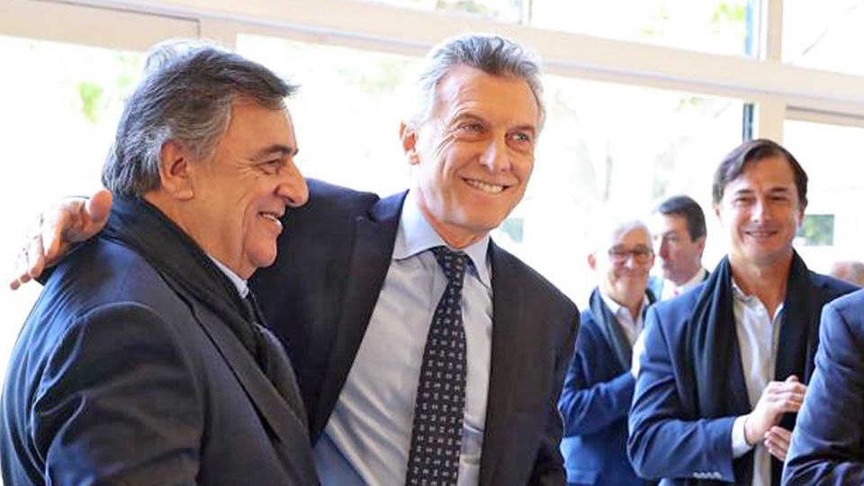 Coalición electoral, no de gobierno. Macri con Negri, uno de los radicales cercanos al PRO.