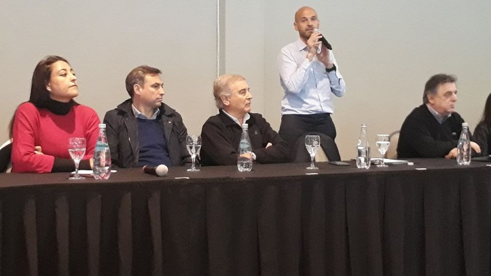 HOMBRE FUERTE. Guillermo Dietrich, el nuevo referente de la campaña cordobesa, junto a Mestre, Aguad, Negri y El Sukaría.
