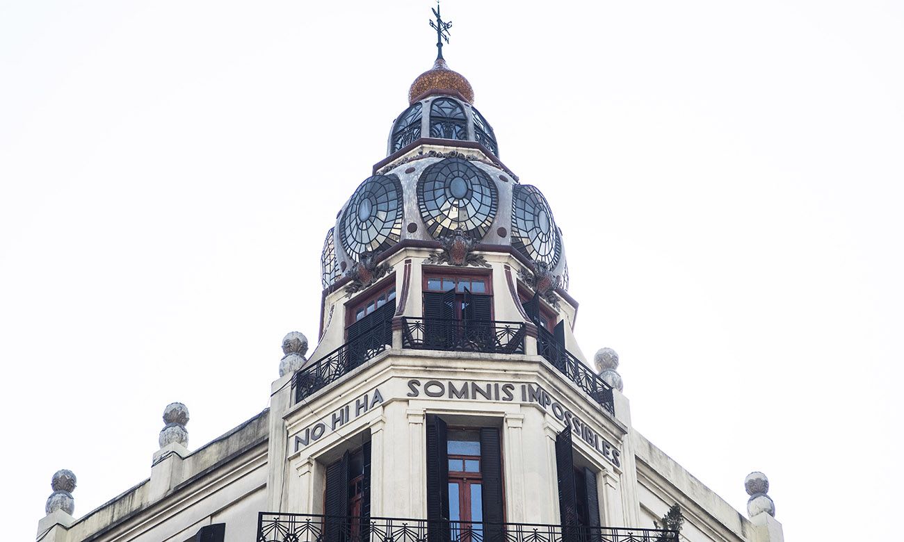 El edificio No hi ha somnis impossibles fue restaurado en 1999 bajo las órdenes del arquitecto Fernando Lorenzi.